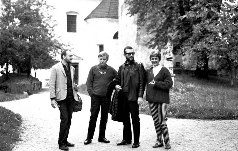 Bled Festiwal Jazzowy, 1964, Jugosławia (dzis Słowenia). Na zdjęciu: Tomasz Stanko , Krzysztof Komeda , Andrzej Dąbrowski i Zofia Komedowa fot. Andrzej Dąbrowski /FOTONOVA / East News 